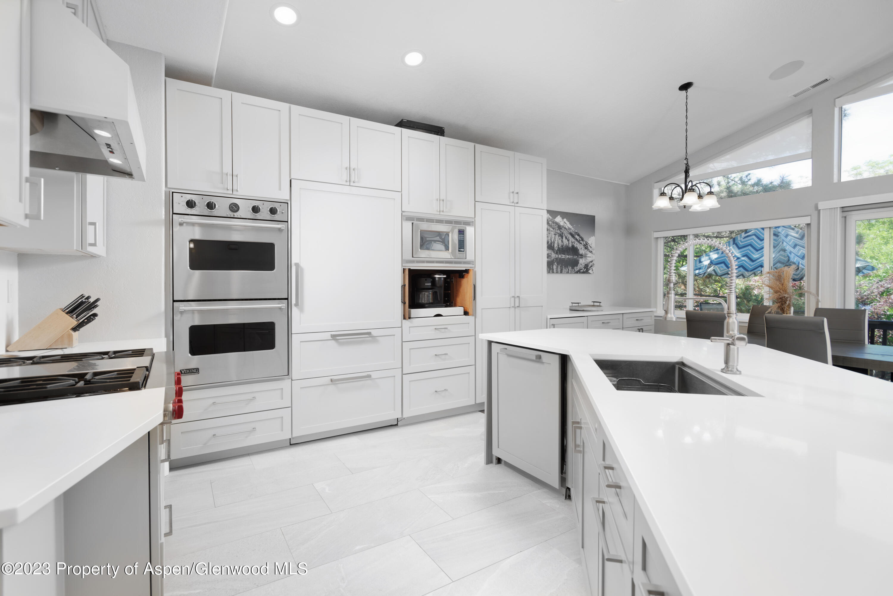 3 Pine Ridge Road