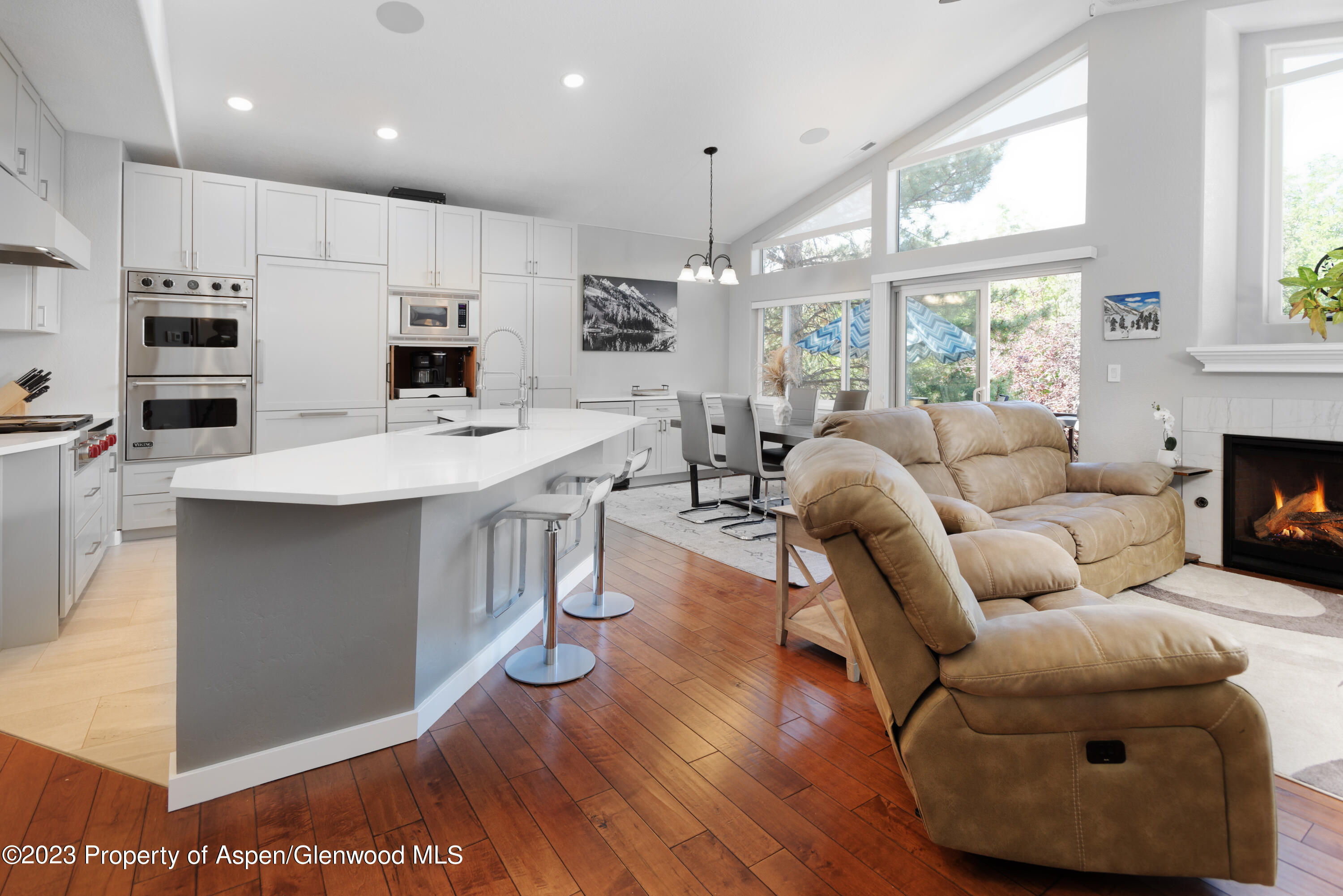 3 Pine Ridge Road