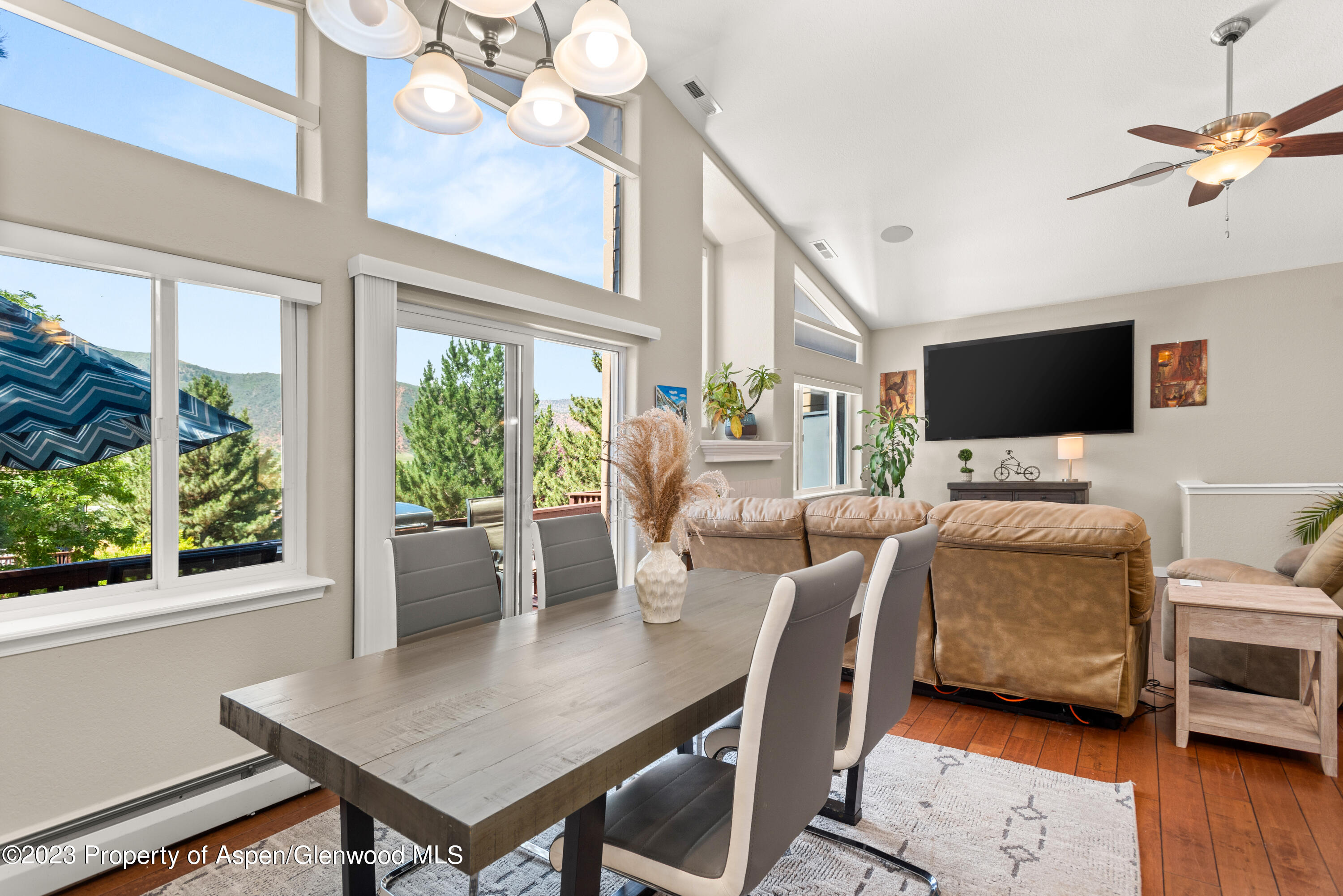 3 Pine Ridge Road