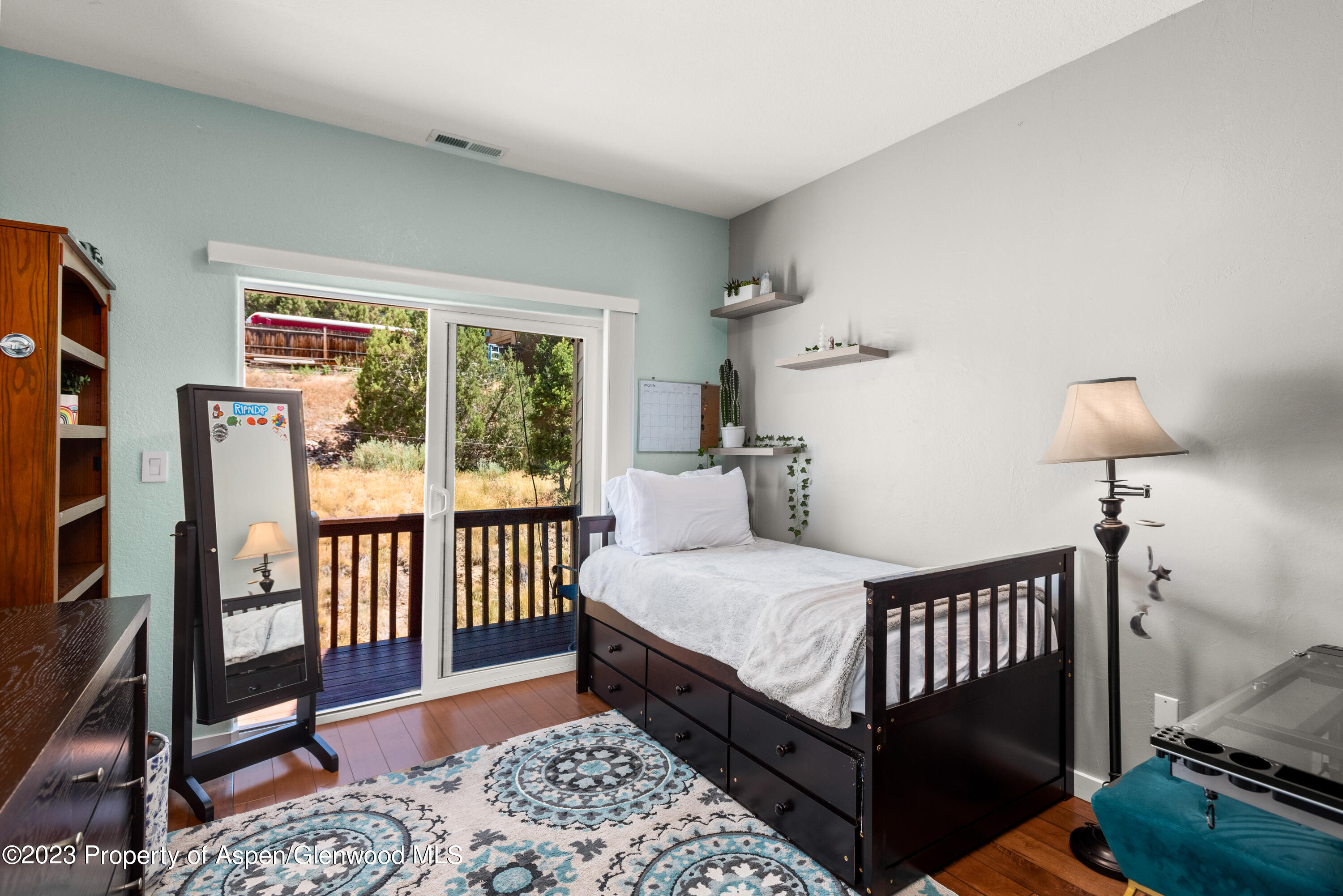 3 Pine Ridge Road