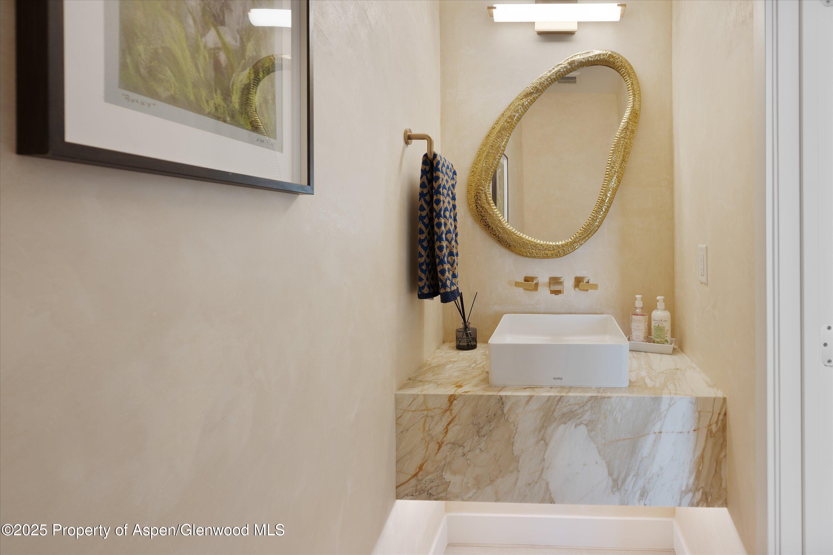 377 Pinyon Mesa Drive