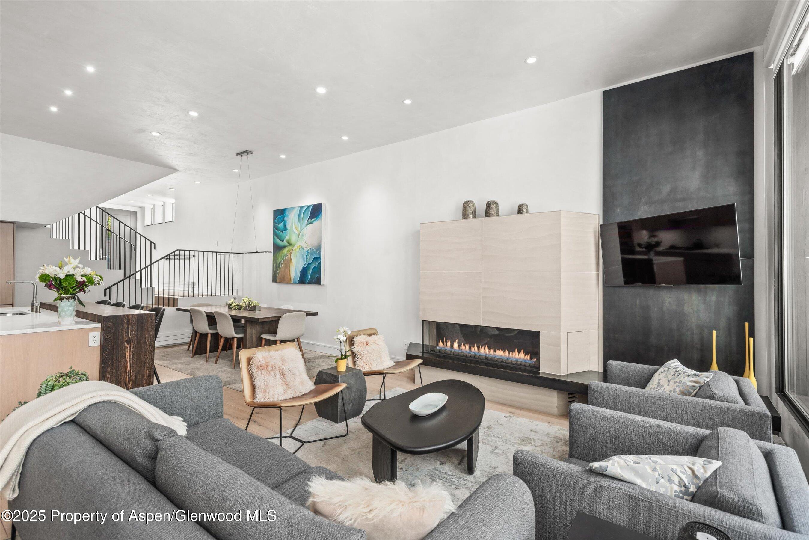 155 Lone Pine Road, /River Bluff C2