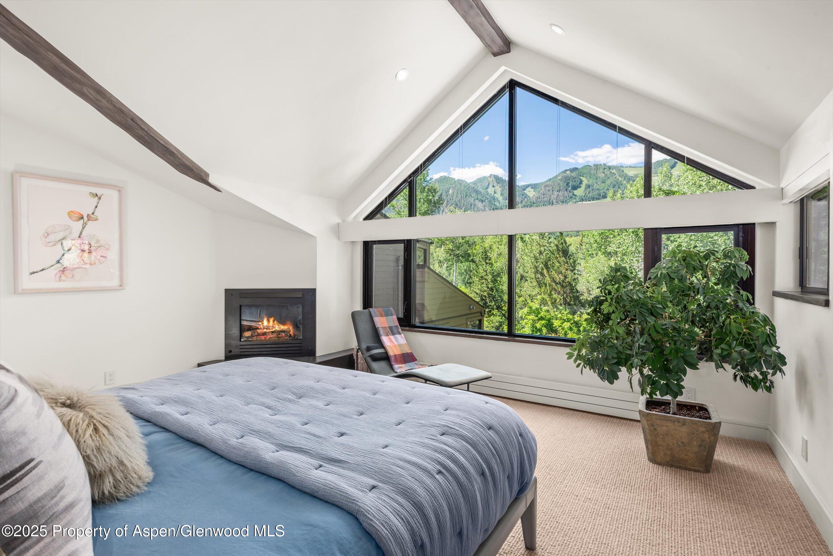 155 Lone Pine Road, /River Bluff C2