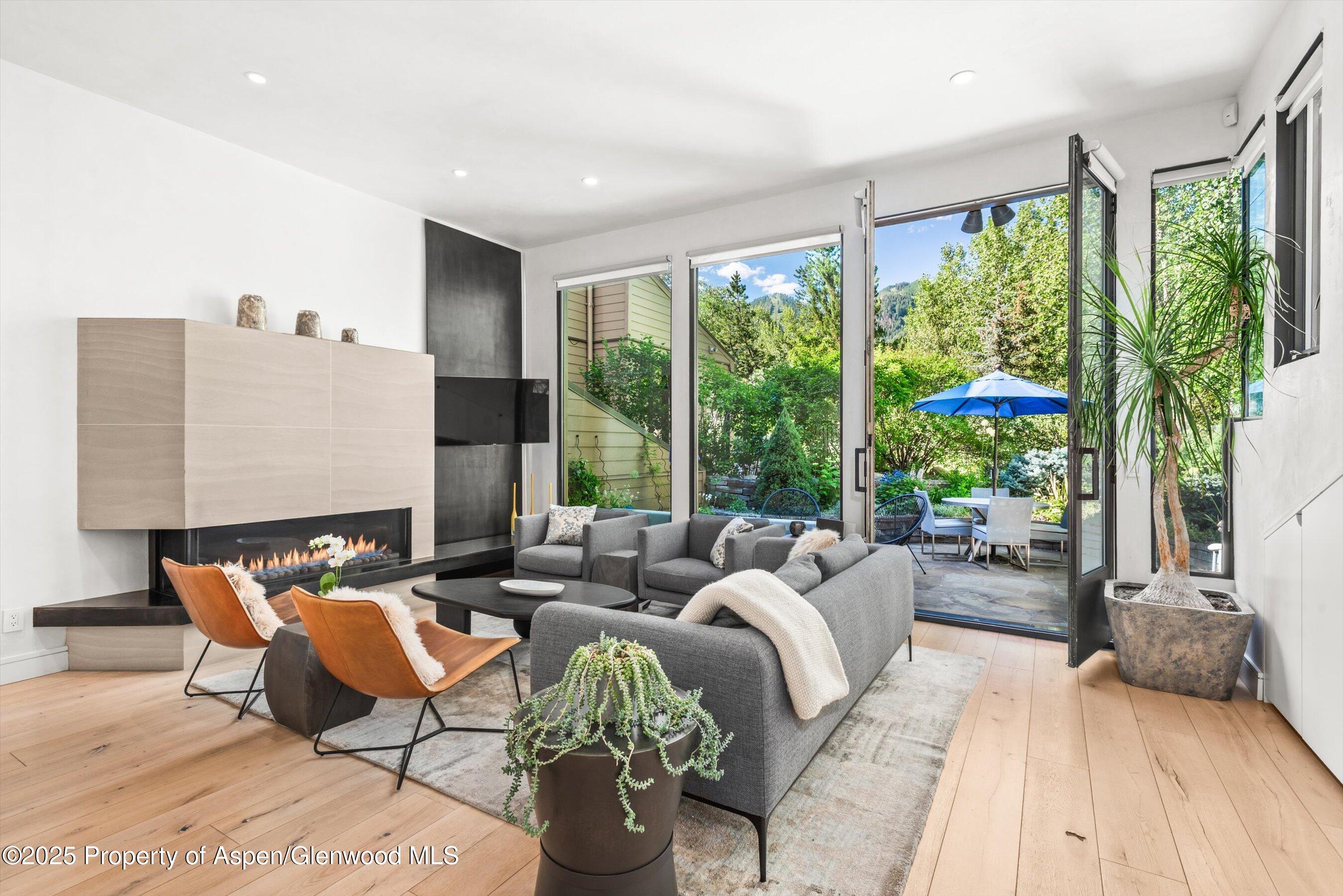 155 Lone Pine Road, /River Bluff C2