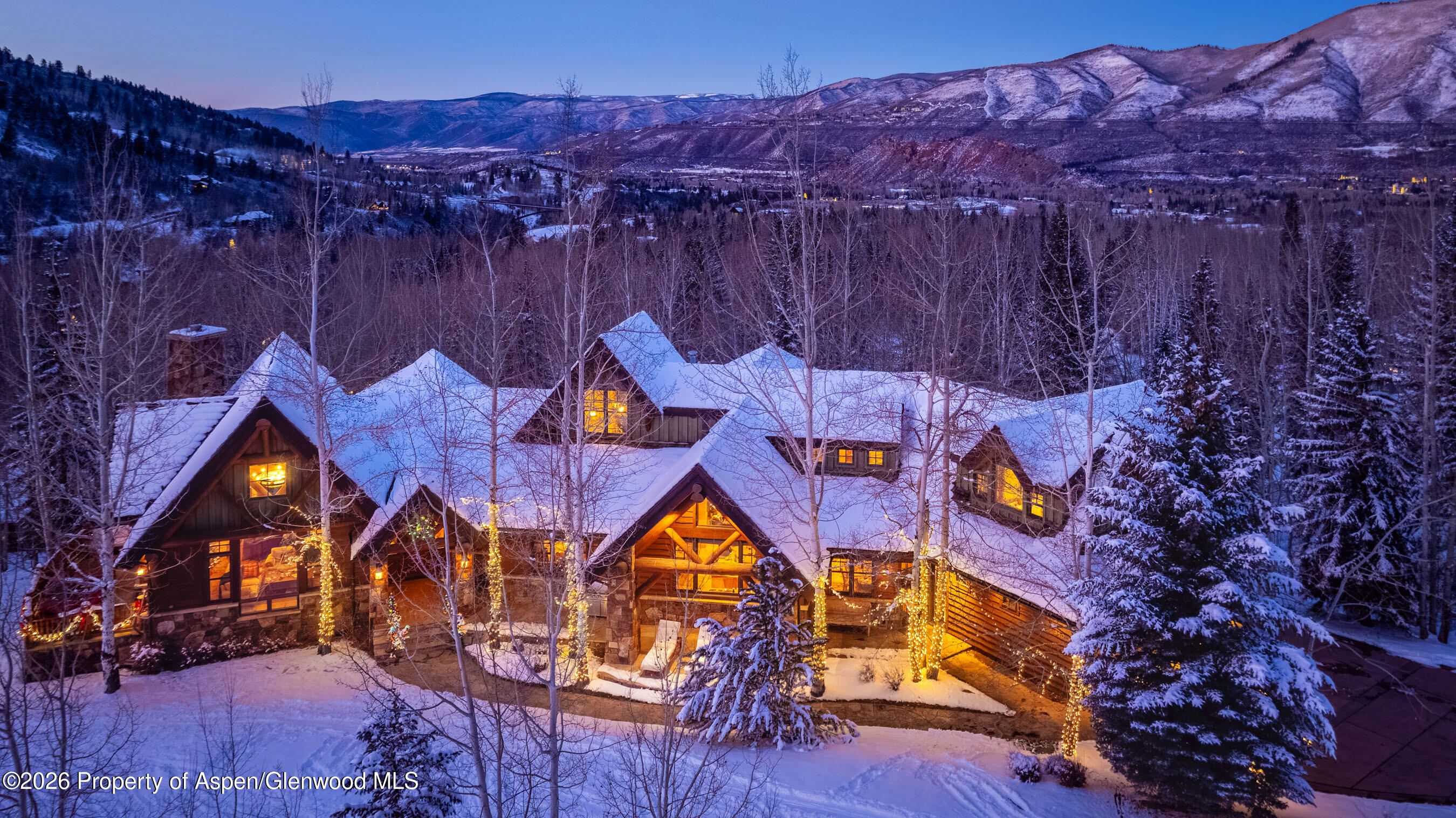 350 Thunderbowl Lane