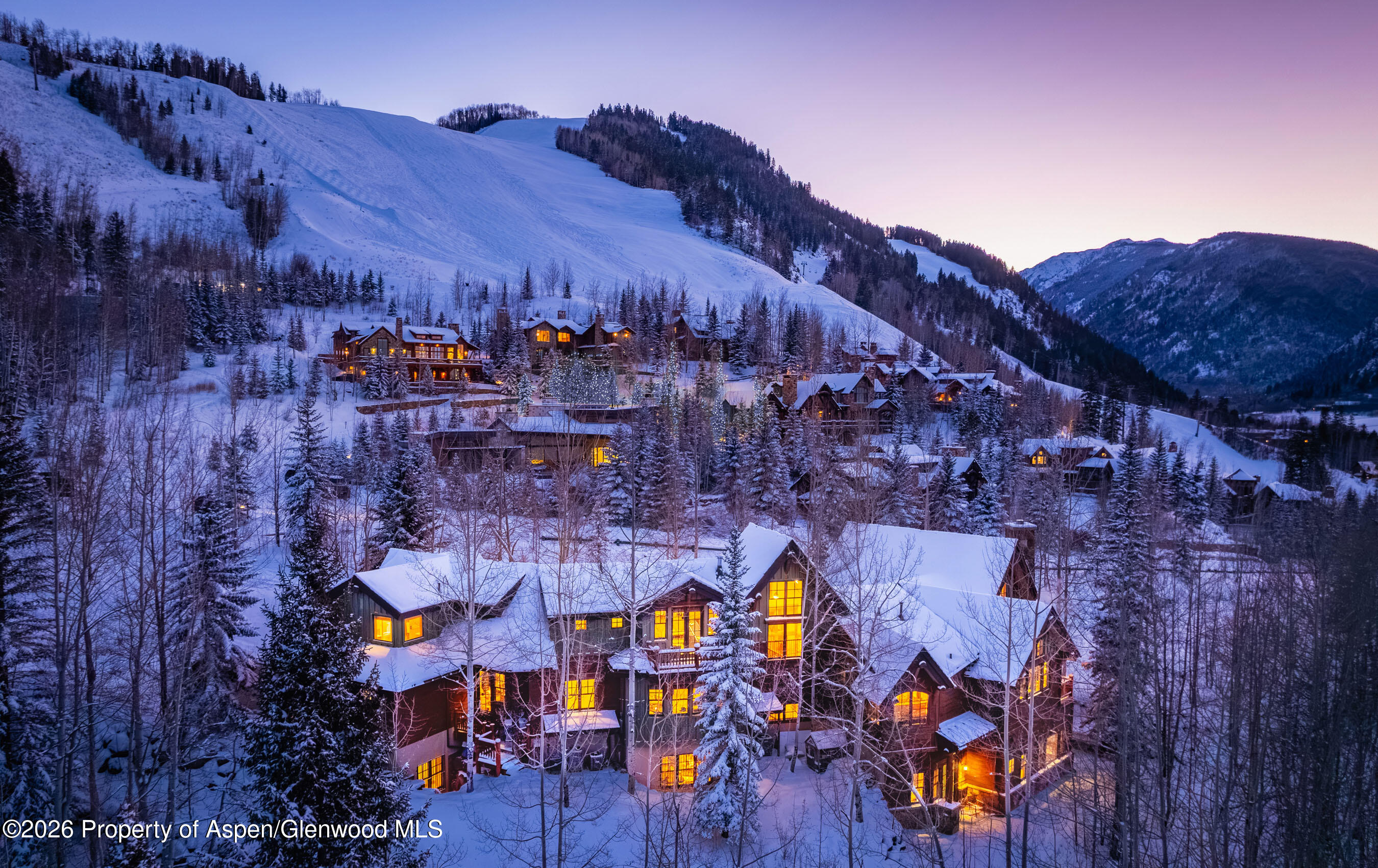 350 Thunderbowl Lane