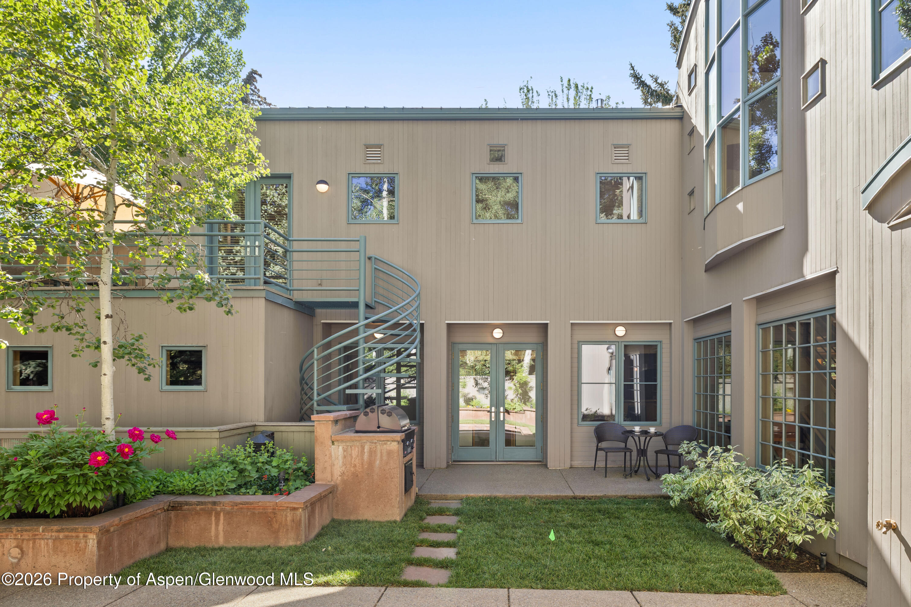 530 West Francis Street