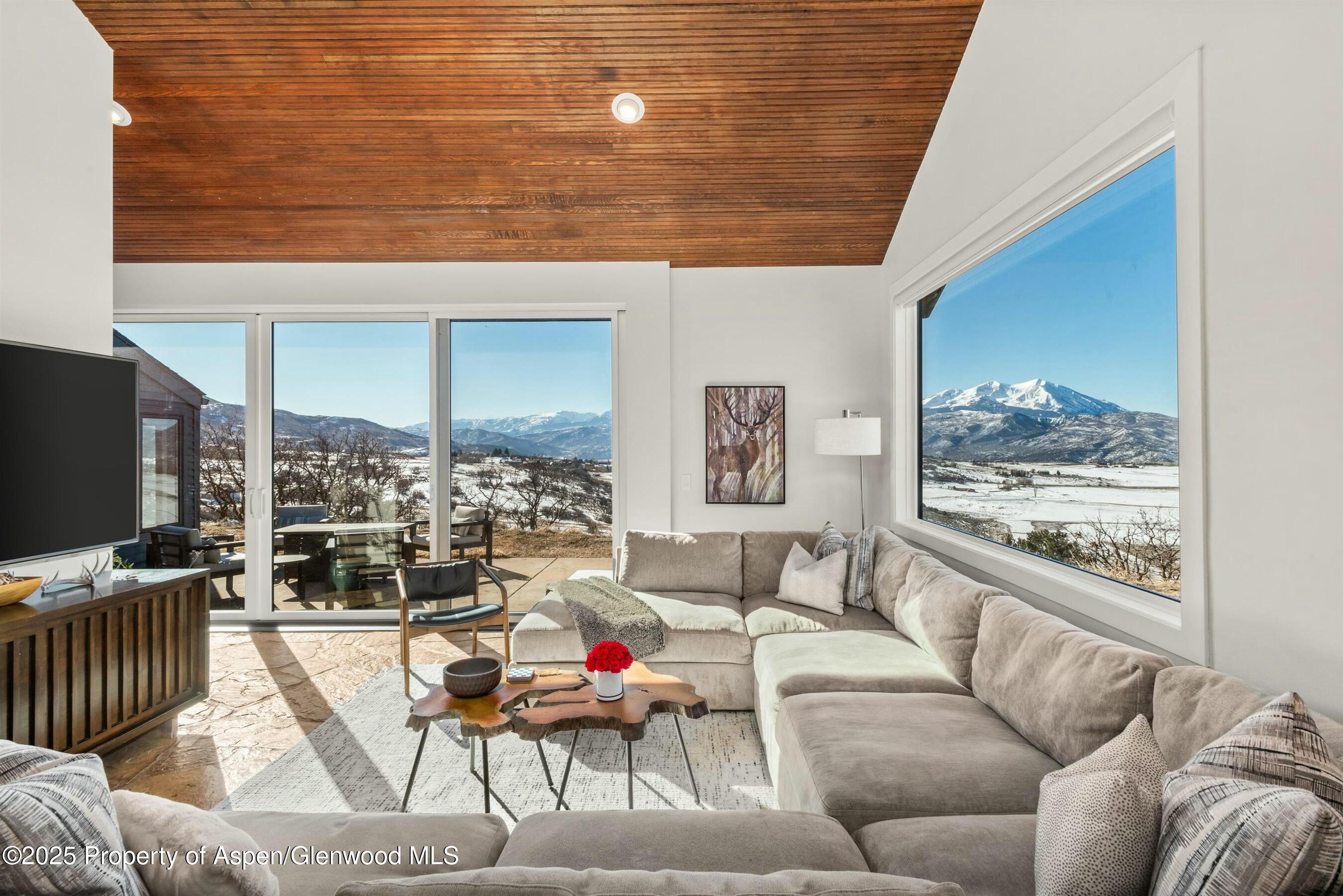 445 Mountain View Road