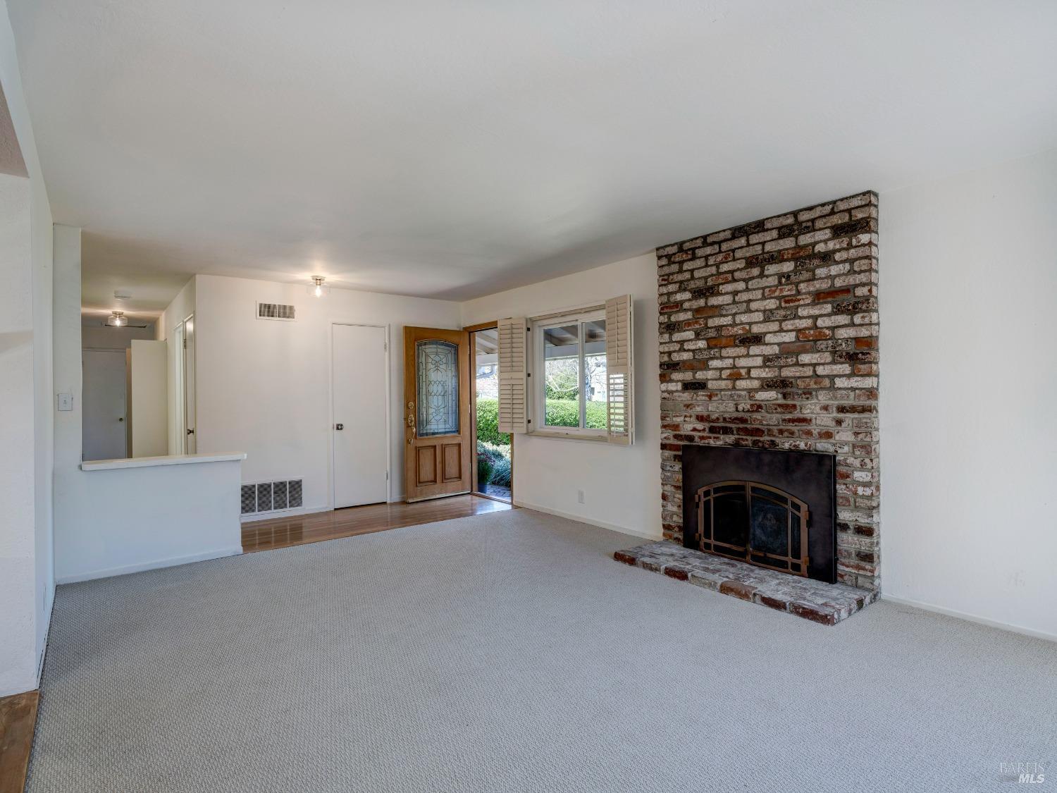 419 Calle De La Mesa