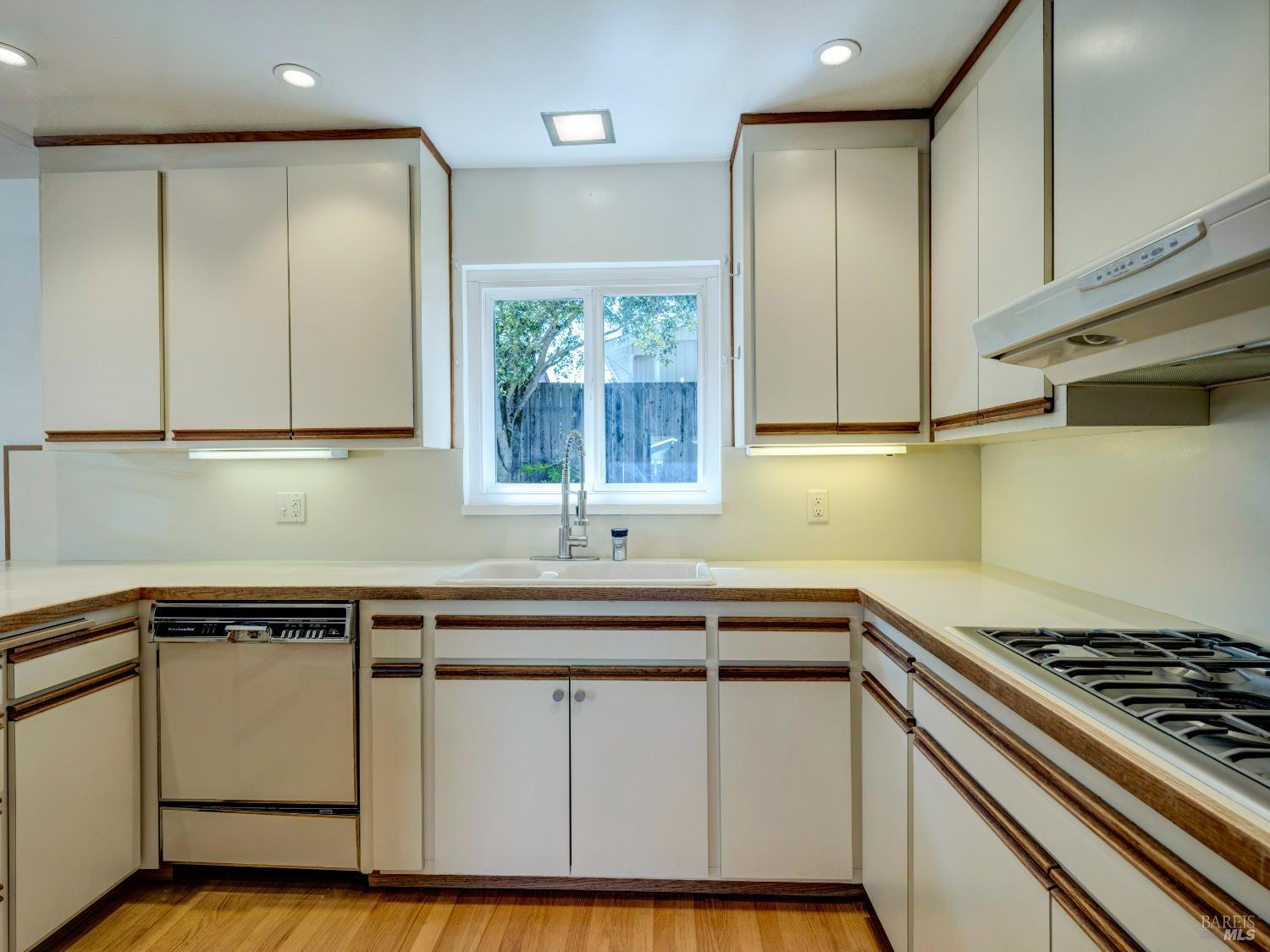 419 Calle De La Mesa