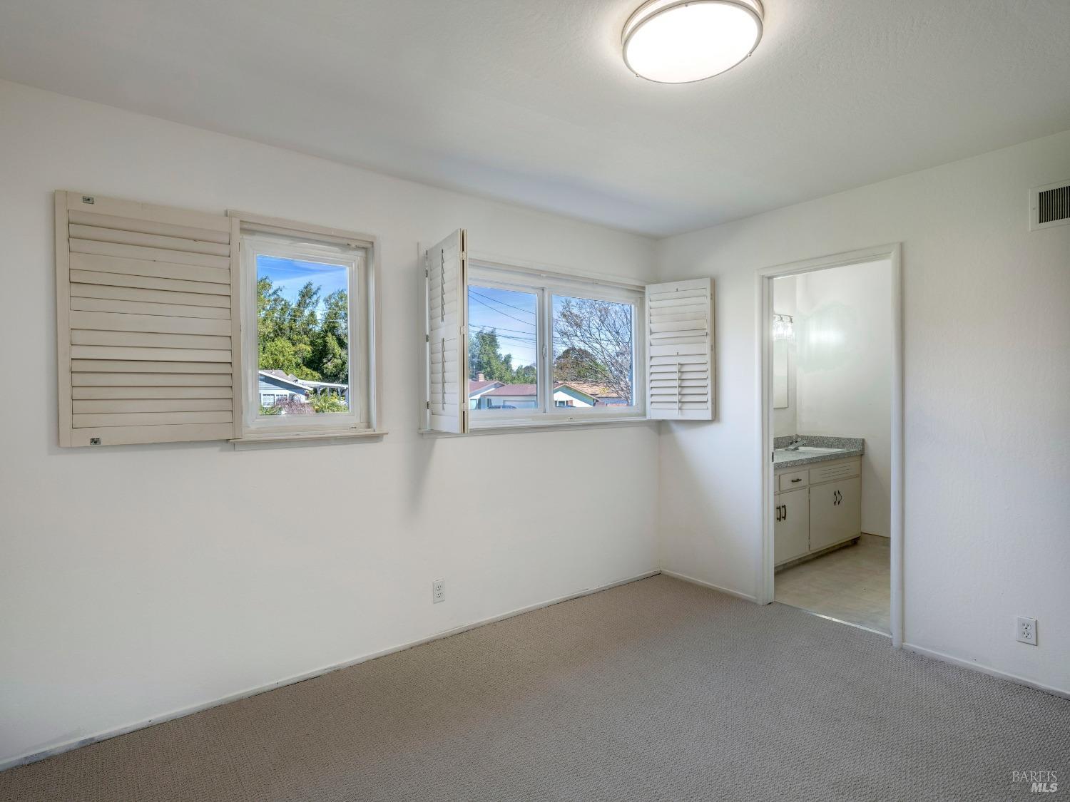 419 Calle De La Mesa