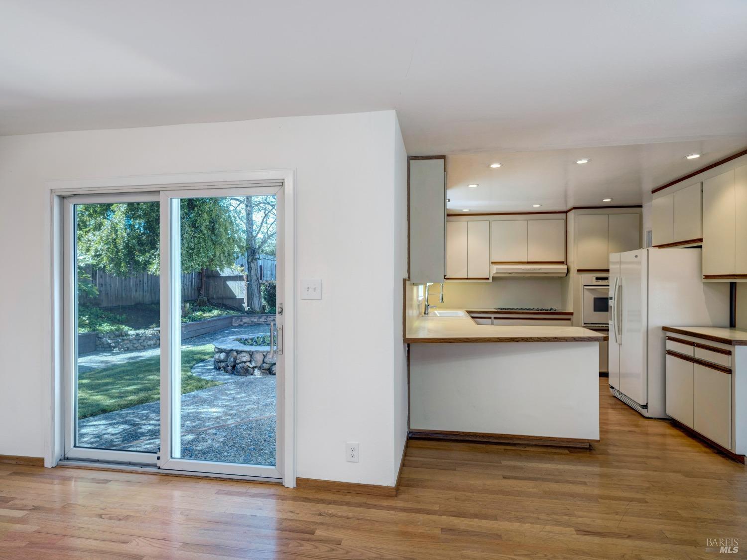 419 Calle De La Mesa