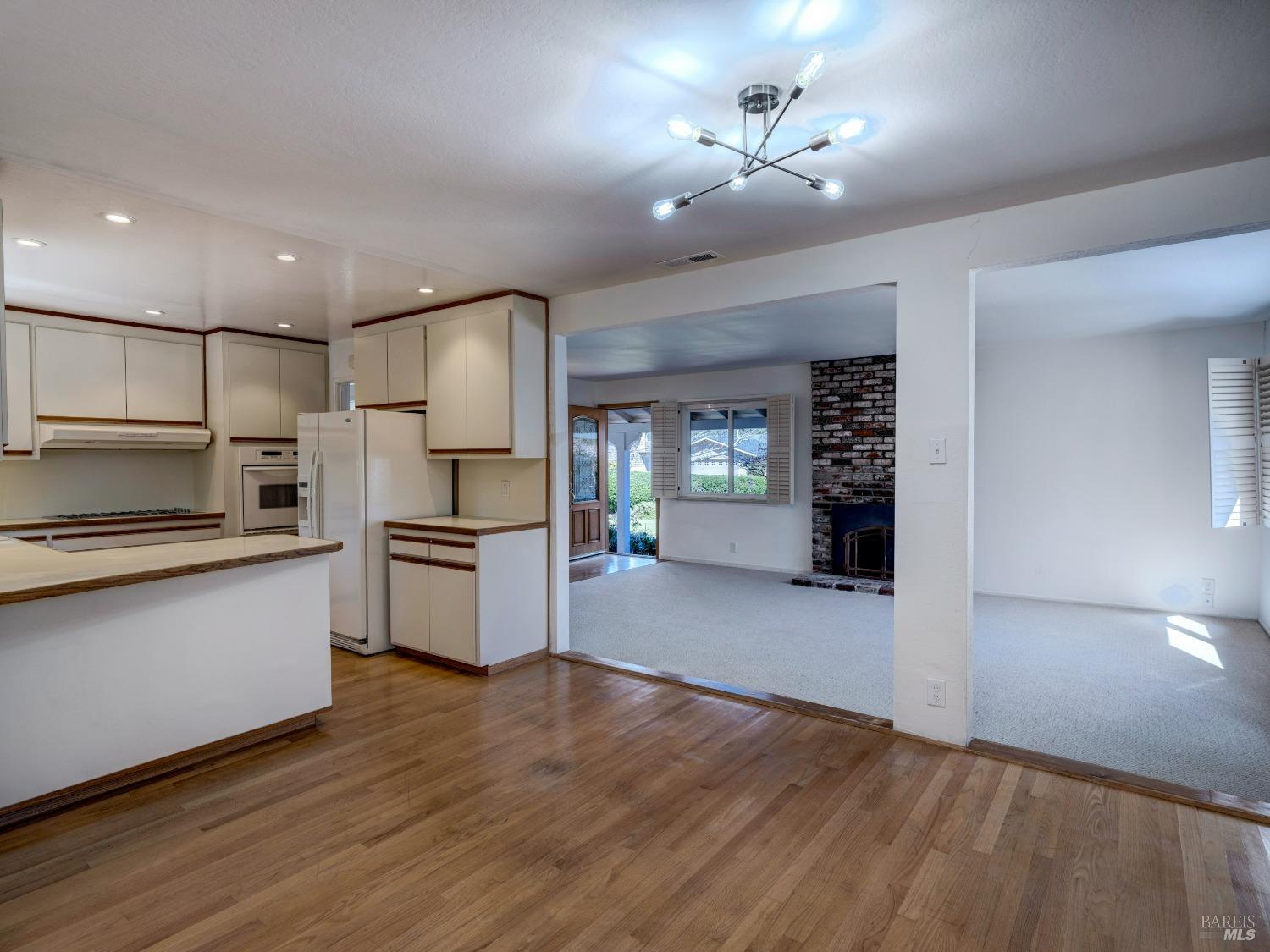 419 Calle De La Mesa