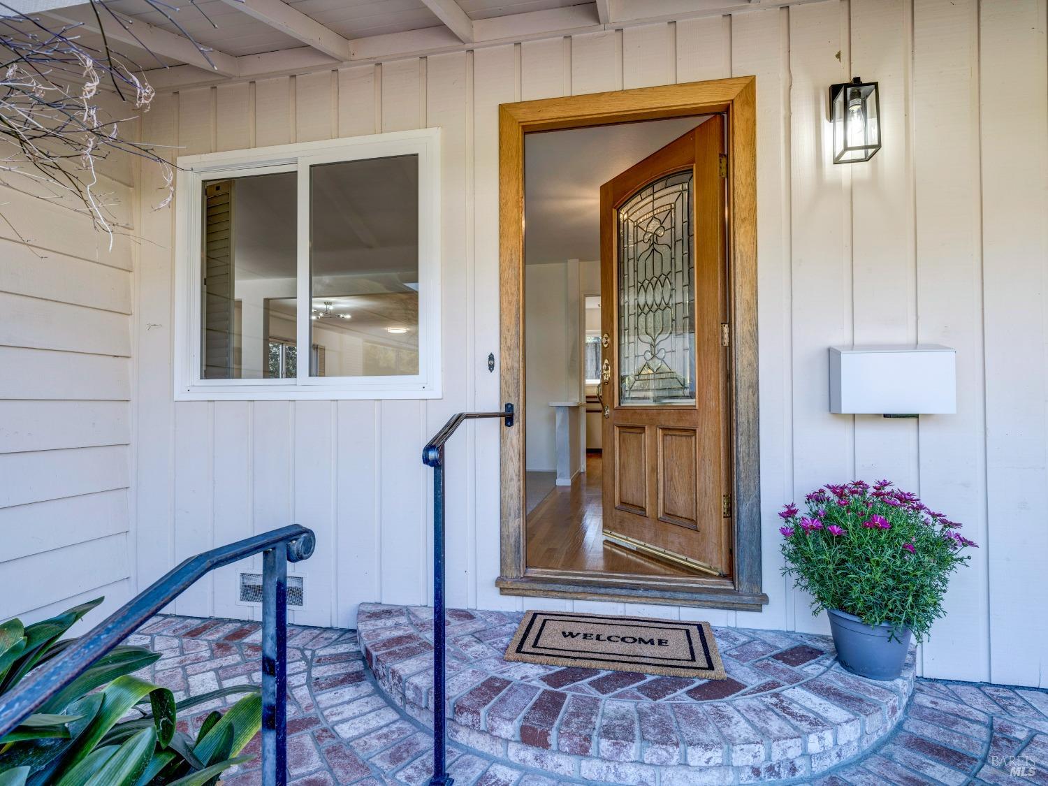 419 Calle De La Mesa