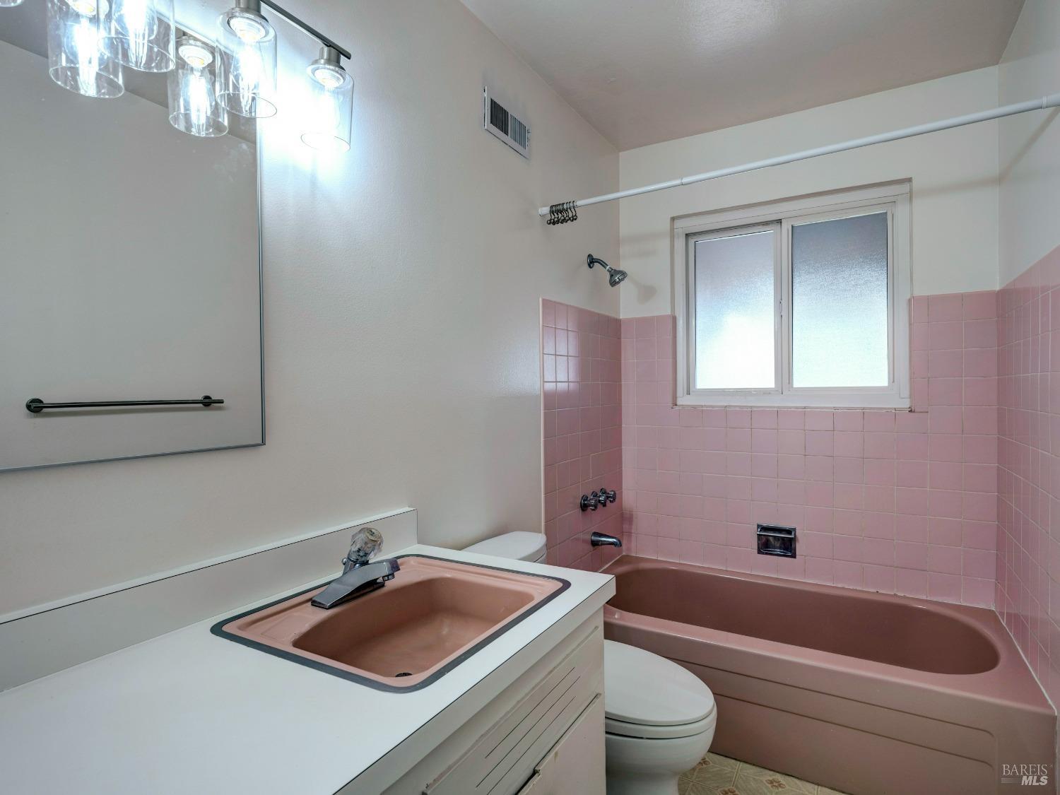 419 Calle De La Mesa