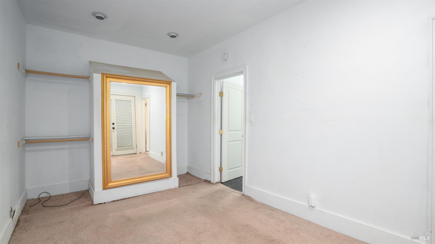 1529 San Anselmo Ave