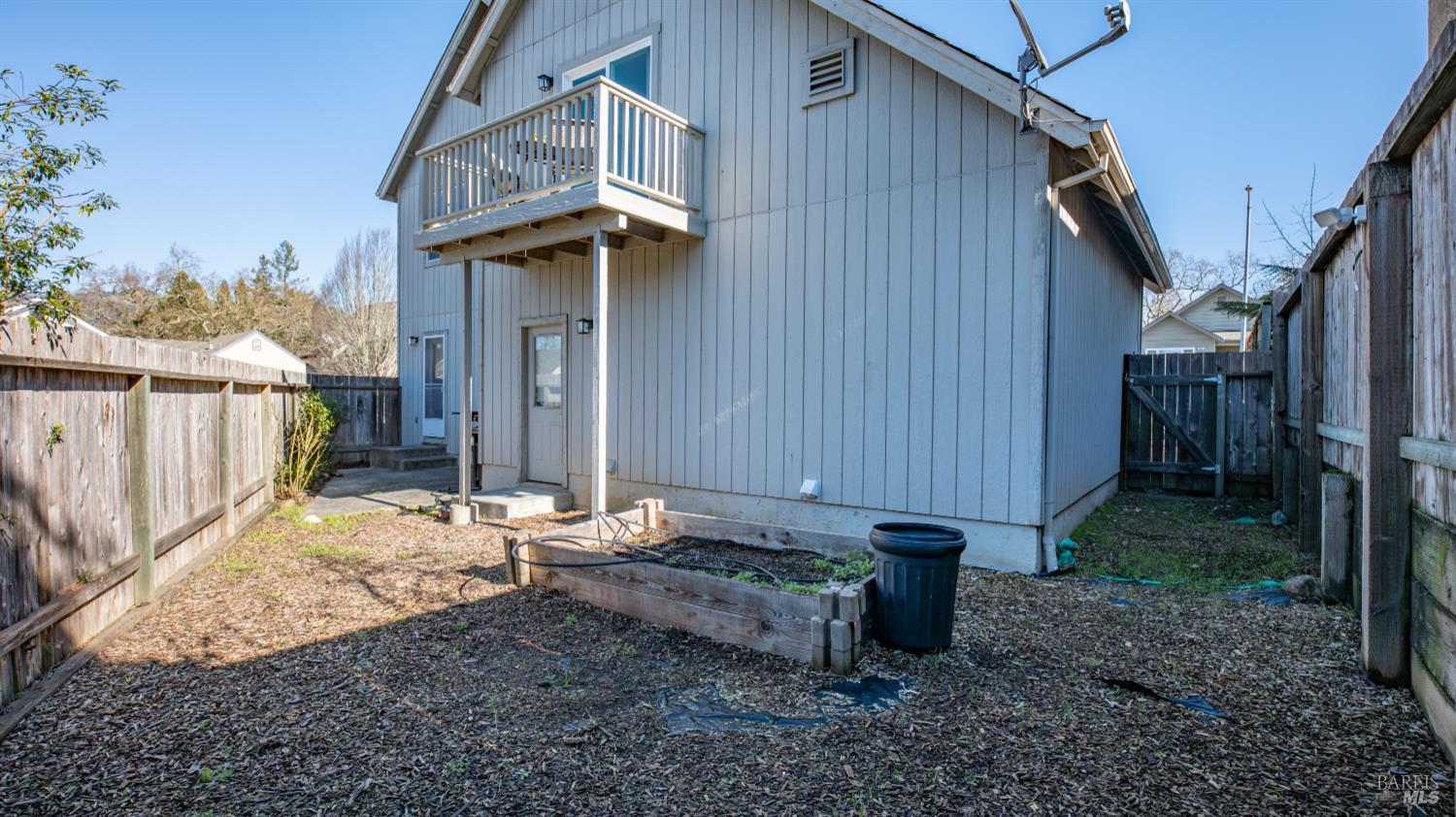 1205 Hidden Creek Place