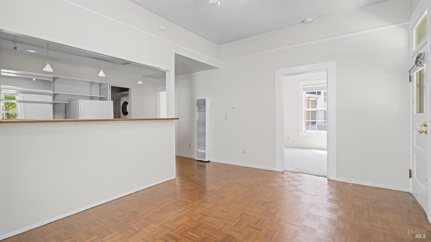 27 Latham Street