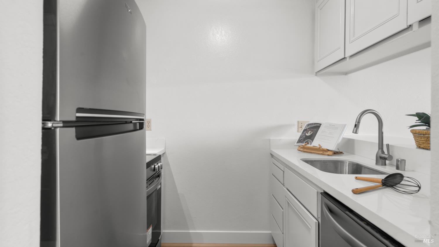 490 Canal Street Unit: #4