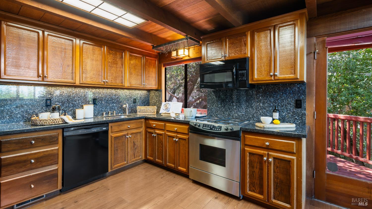 2312 Laguna Vista Drive