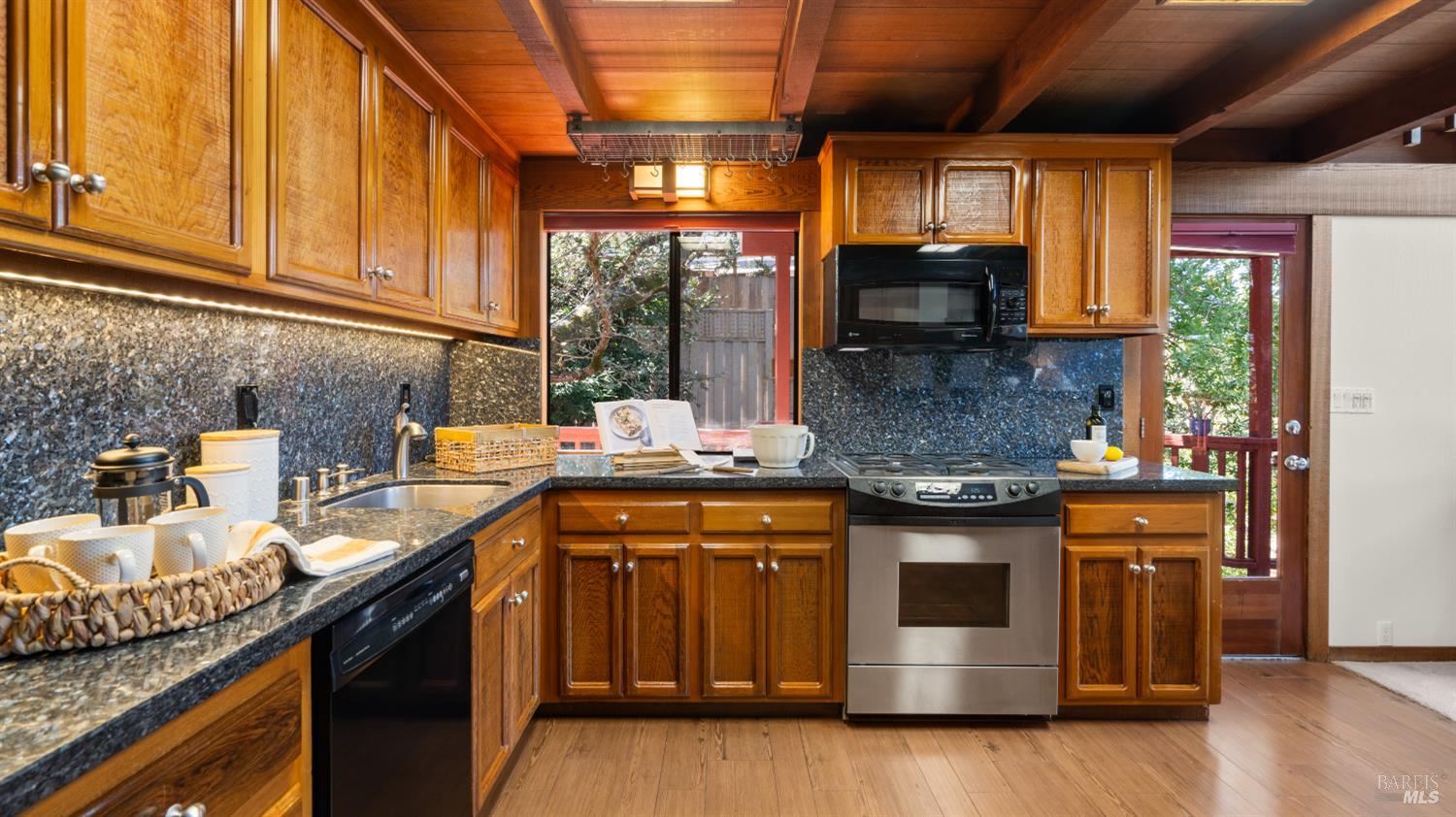 2312 Laguna Vista Drive