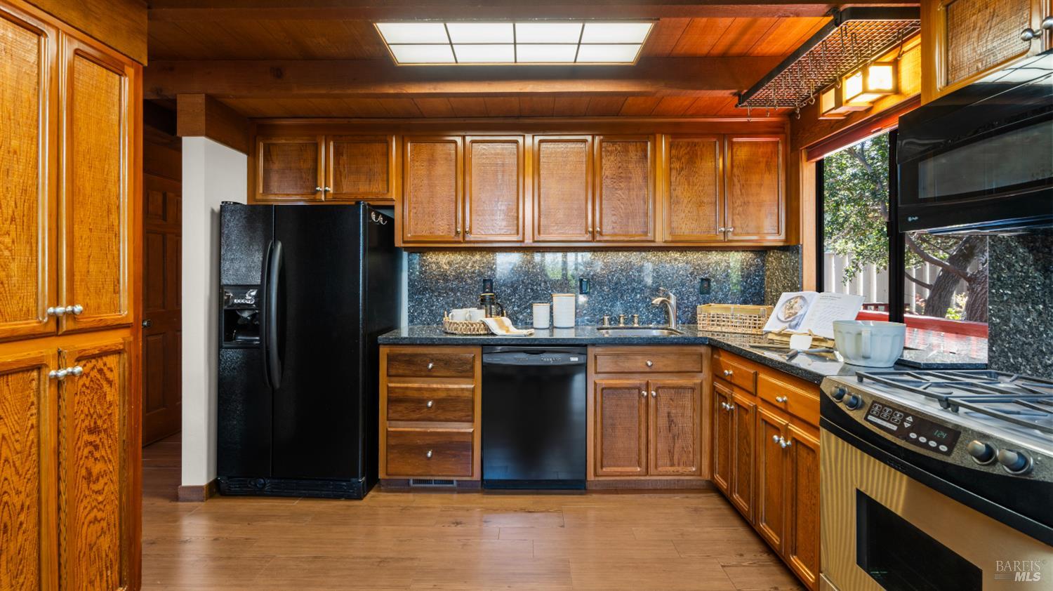 2312 Laguna Vista Drive