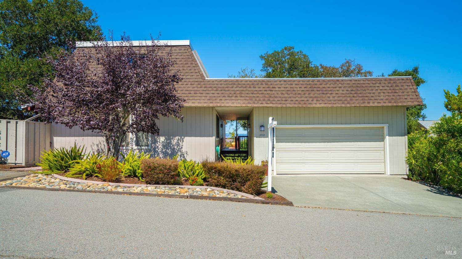 2312 Laguna Vista Drive