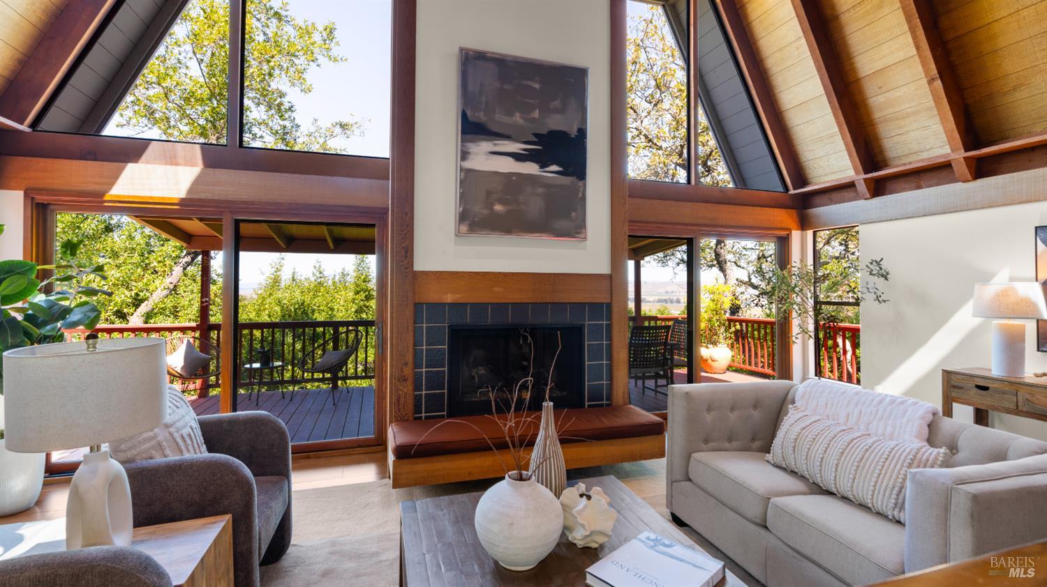 2312 Laguna Vista Drive