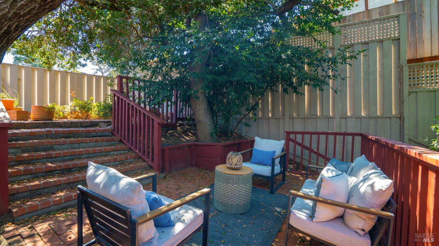 2312 Laguna Vista Drive