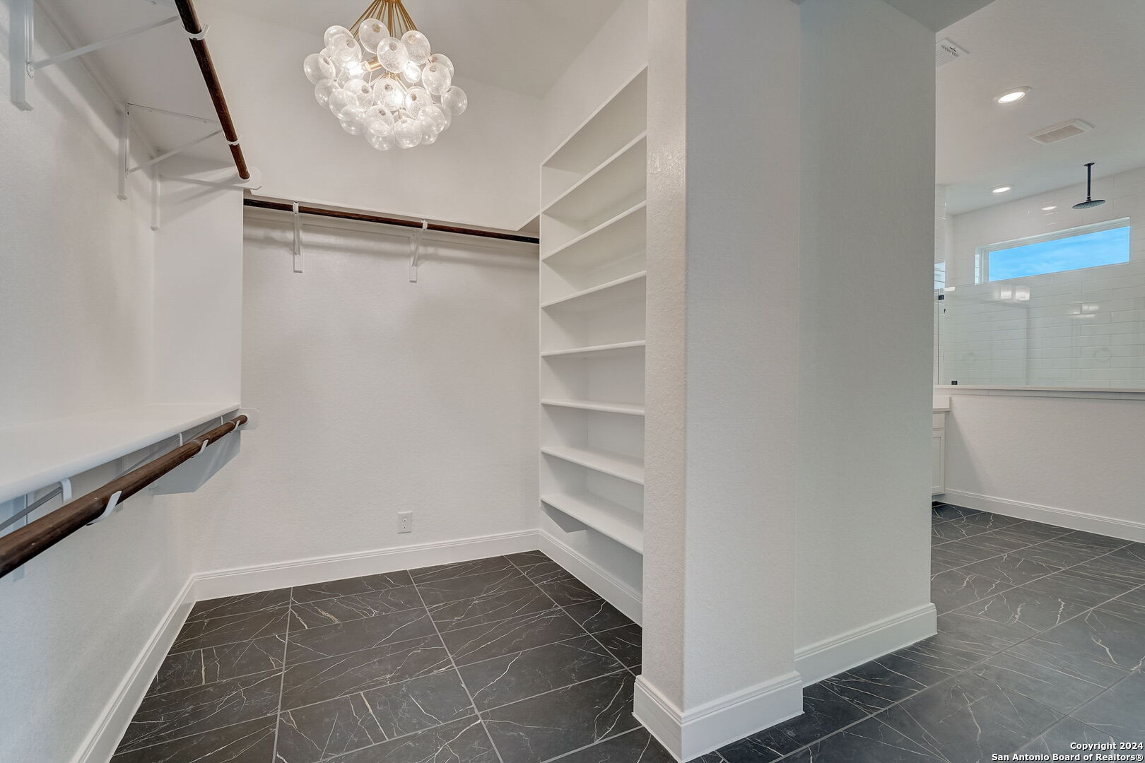 147 VIOLET WAY