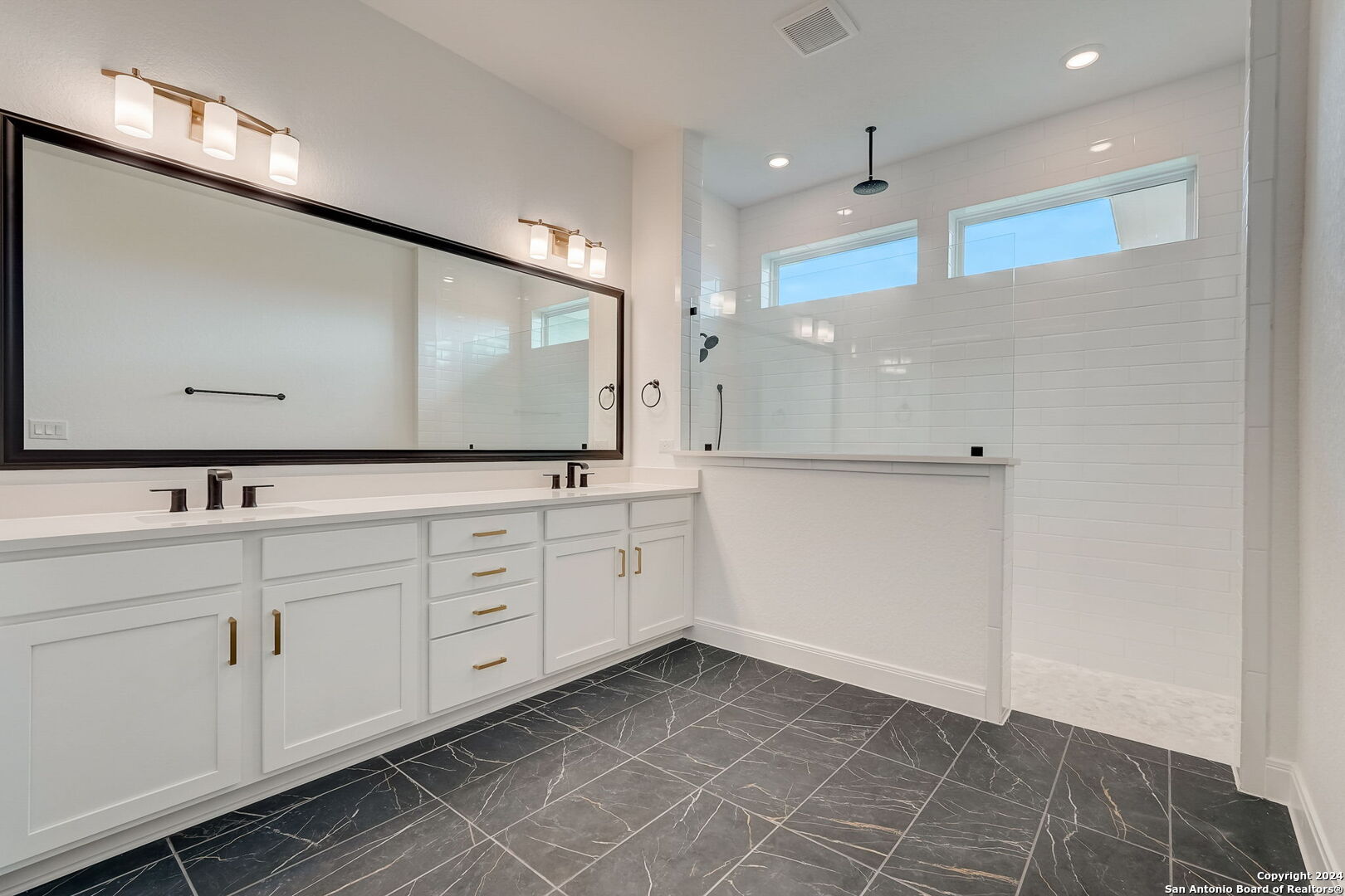 147 VIOLET WAY
