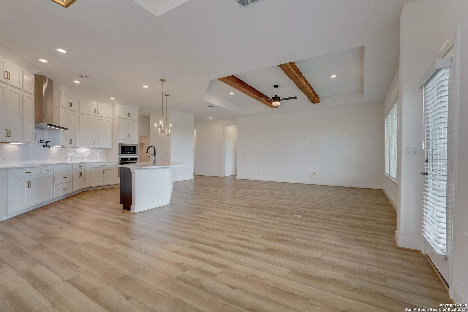 147 VIOLET WAY