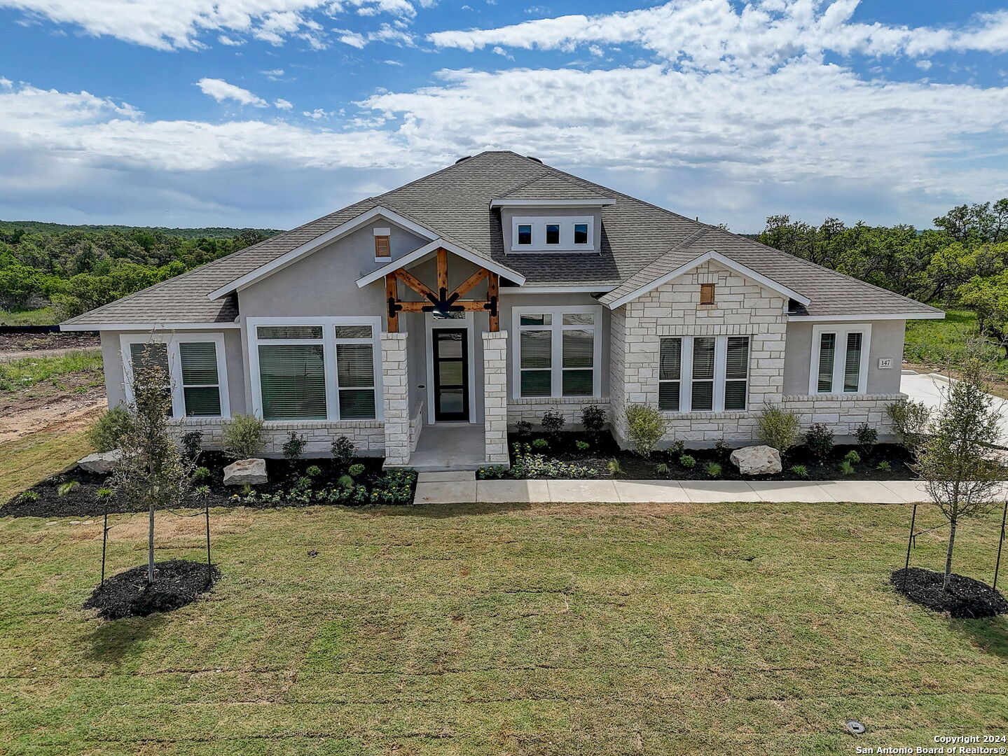 147 VIOLET WAY