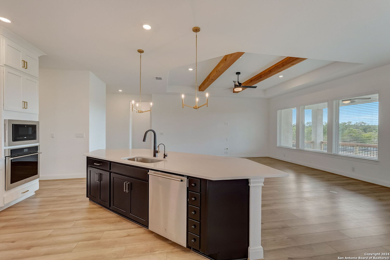 147 VIOLET WAY