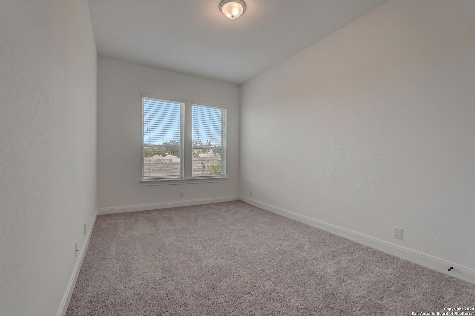 147 VIOLET WAY