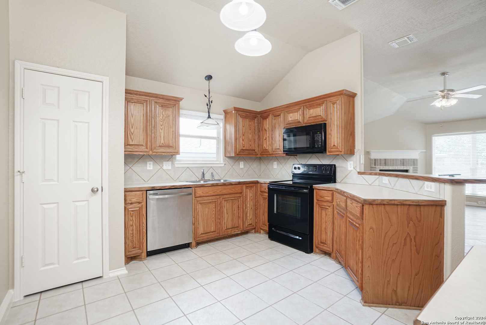 3919 Southern Bluff