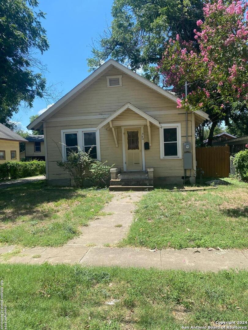 334 BARRETT PL
