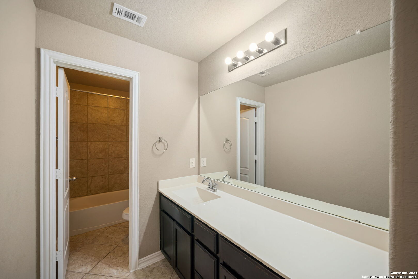 8263 BREEZY COVE
