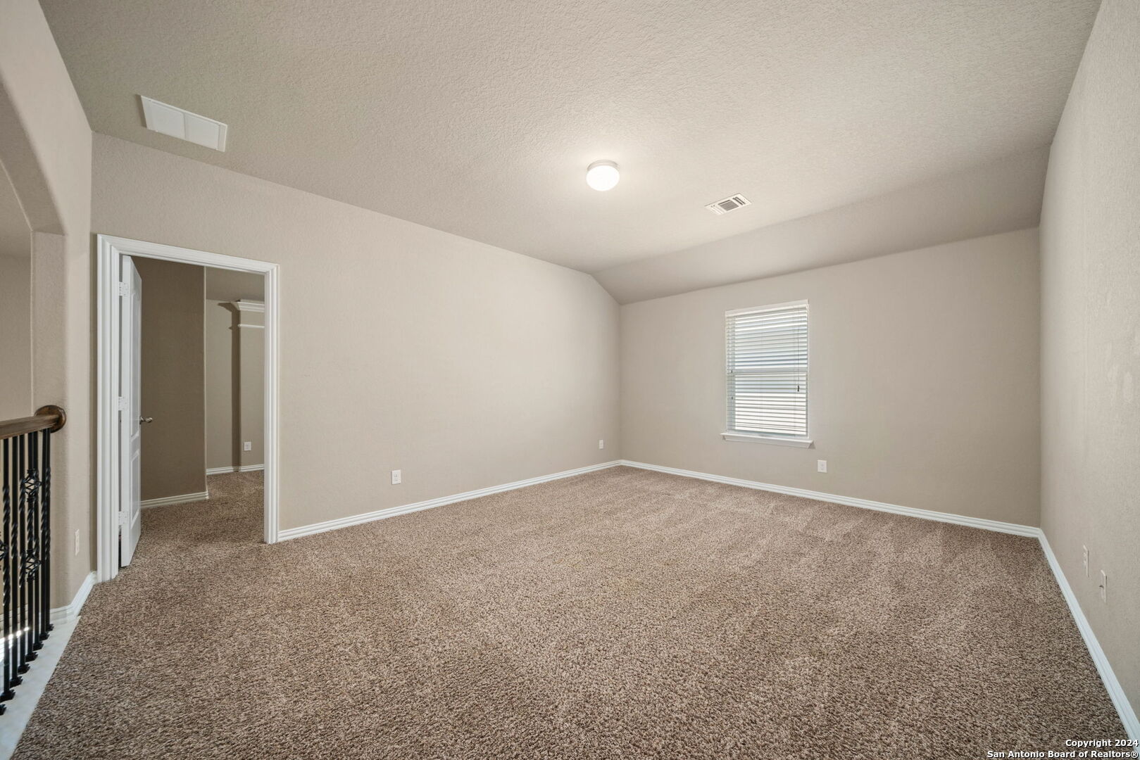 8263 BREEZY COVE