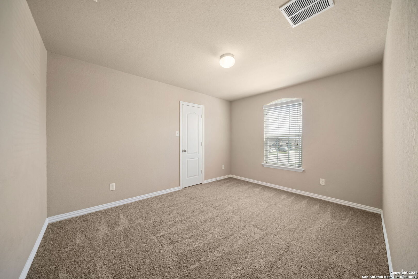 8263 BREEZY COVE