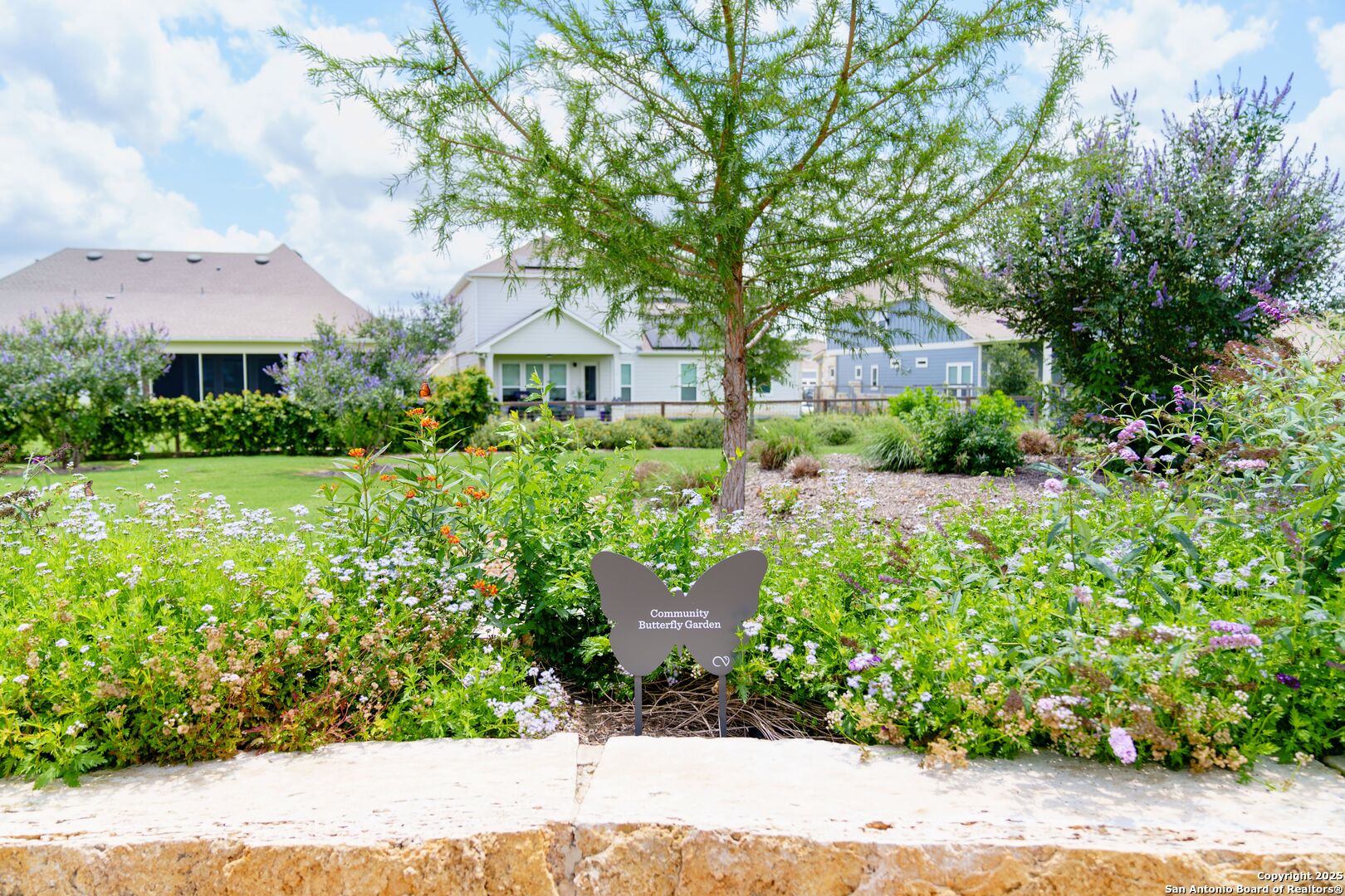 8311 Petal Grant