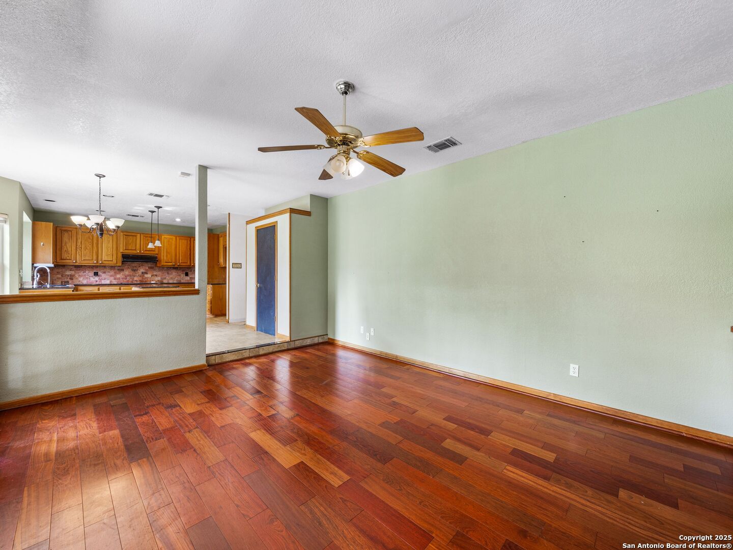 8634 CHEVIOT HEIGHTS