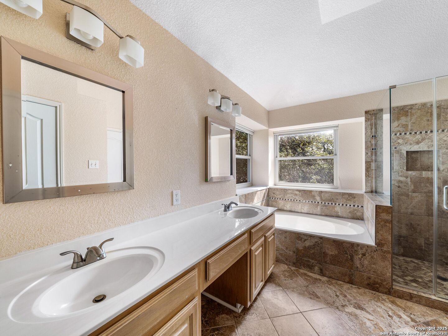 8634 CHEVIOT HEIGHTS