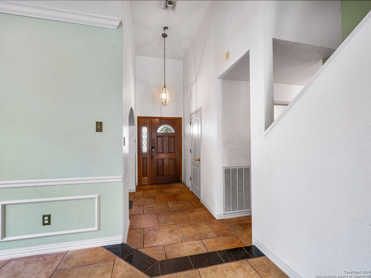 8634 CHEVIOT HEIGHTS