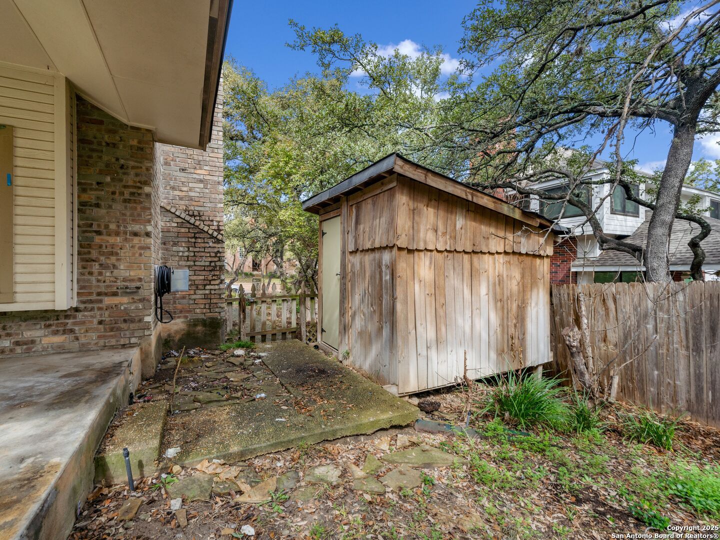 8634 CHEVIOT HEIGHTS