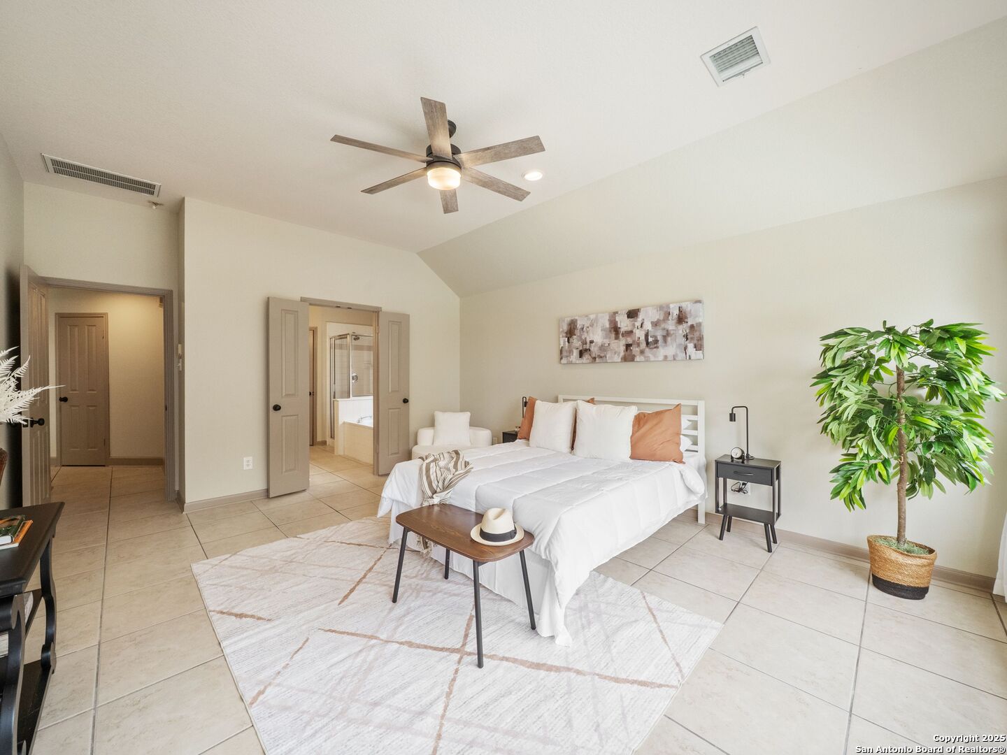 9743 SUGAR TRAIL