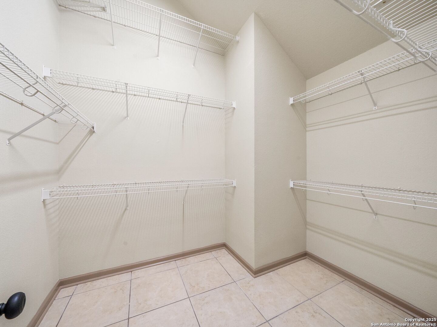 9743 SUGAR TRAIL