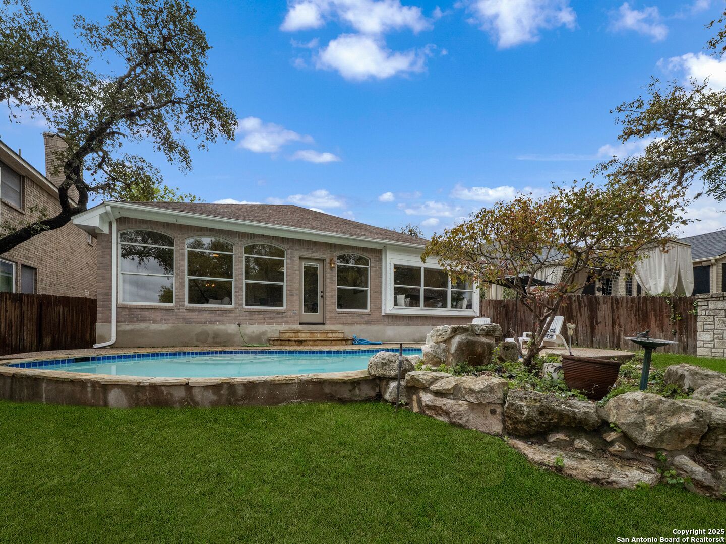 9743 SUGAR TRAIL