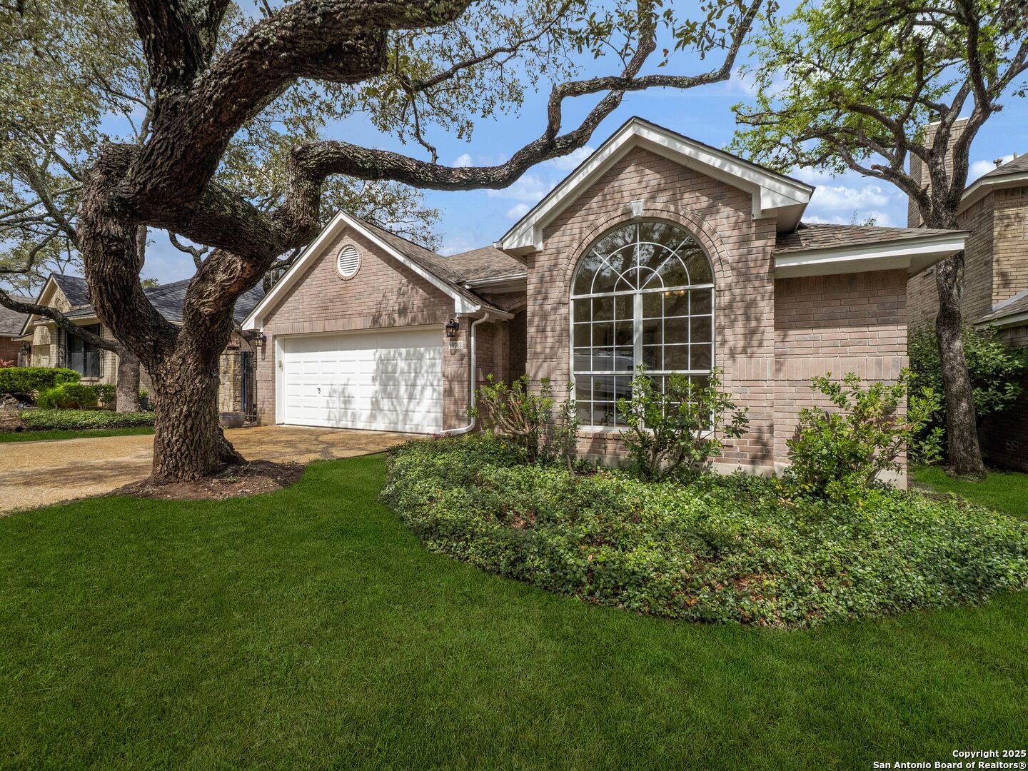 9743 SUGAR TRAIL