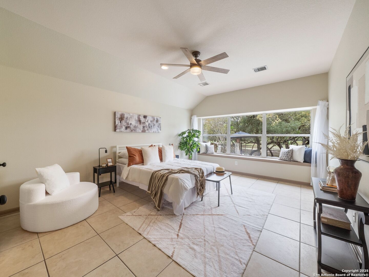 9743 SUGAR TRAIL